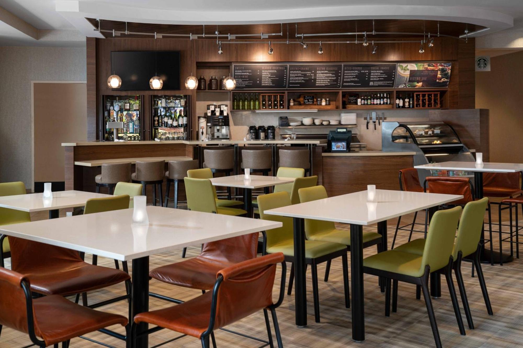 Отель Courtyard By Marriott Santa Barbara Голета Экстерьер фото