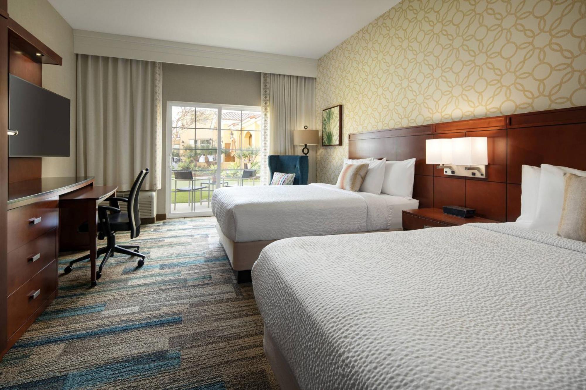 Отель Courtyard By Marriott Santa Barbara Голета Экстерьер фото