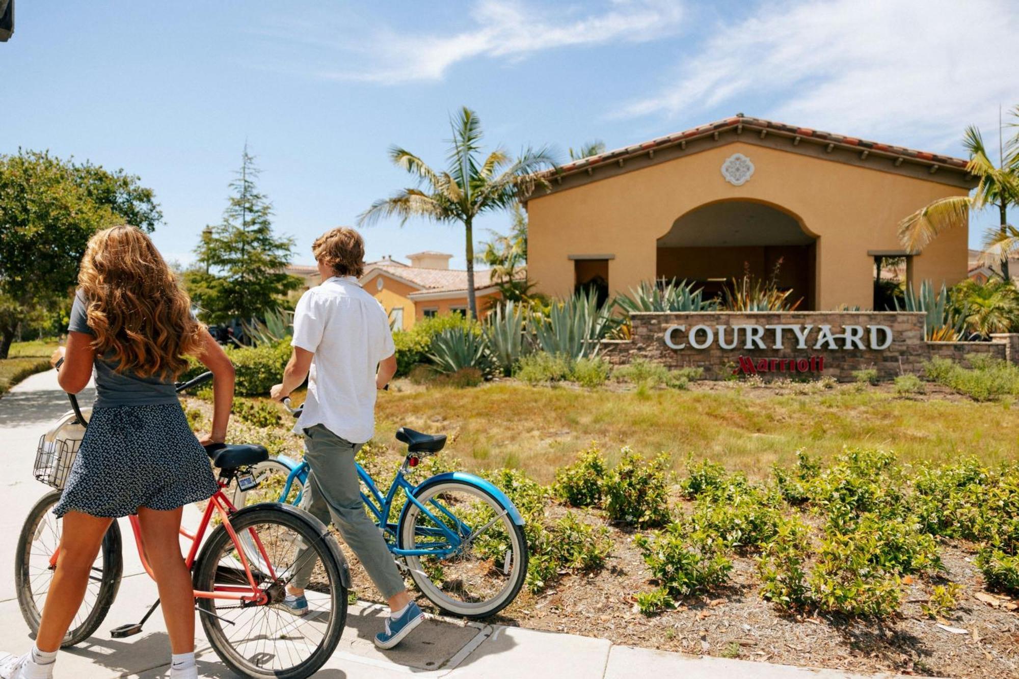 Отель Courtyard By Marriott Santa Barbara Голета Экстерьер фото