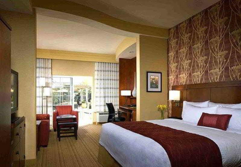 Отель Courtyard By Marriott Santa Barbara Голета Экстерьер фото